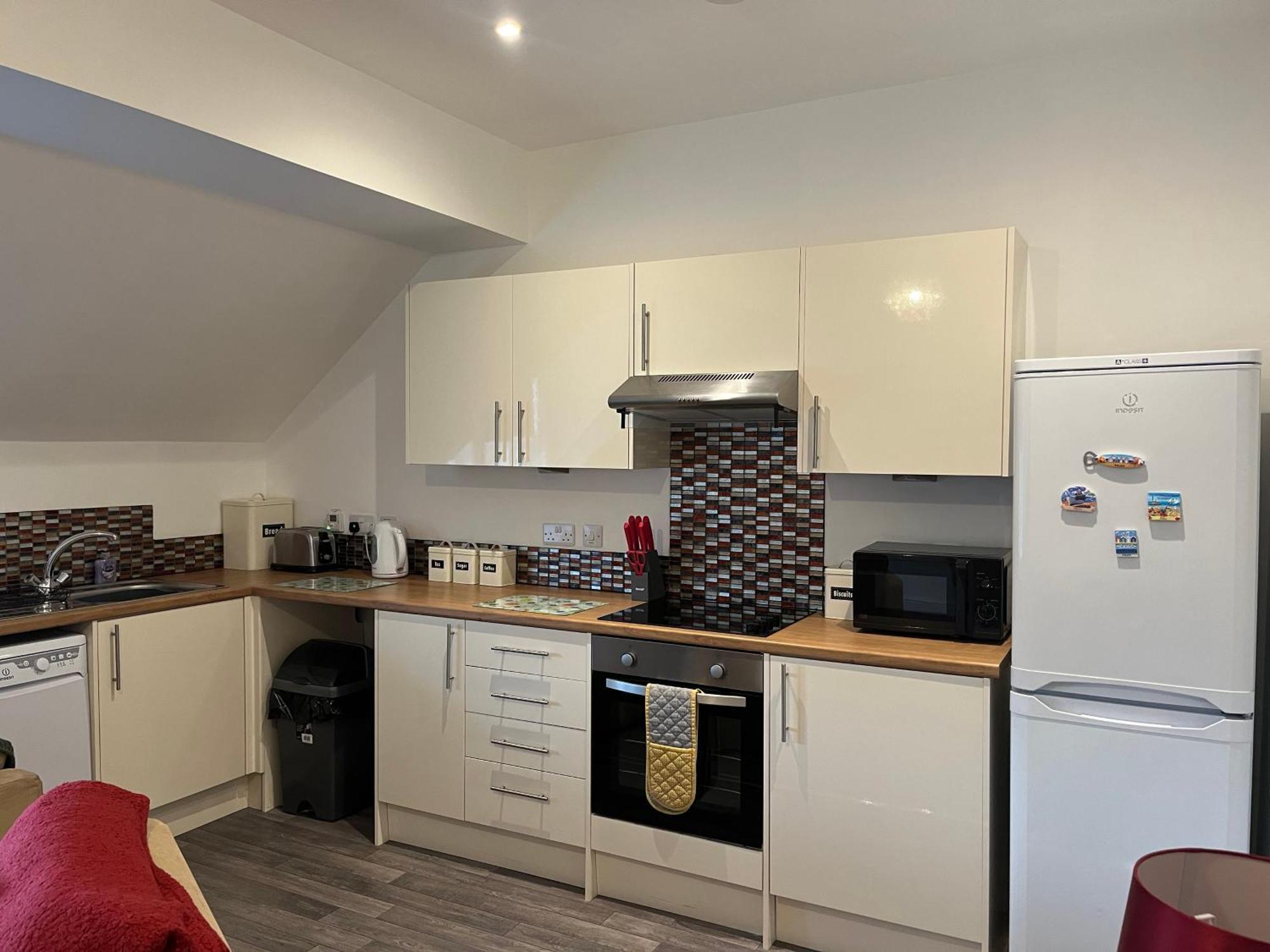 Apartment 8 At 19 Brooklands ファイリー エクステリア 写真